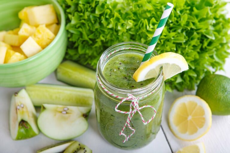 5 homemade smoothies to remove impurities from the skin - ProFoody